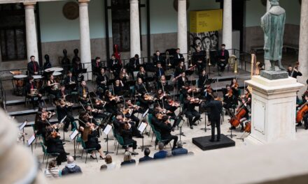 Un verano de música y solidaridad en el claustro de La Nau
