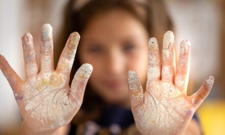 Nido de verano: arte, naturaleza y juego para la infancia
