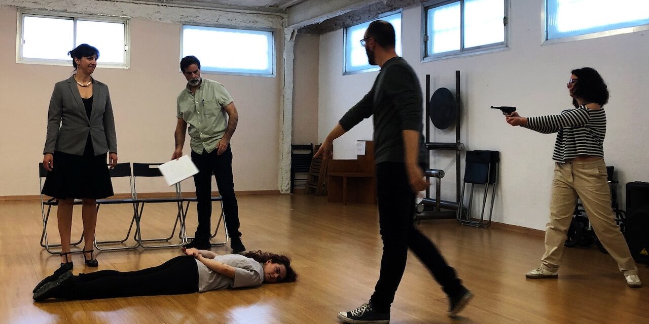 Tragedia, humor absurdo y análisis político en la semana escénica de Sala Russafa