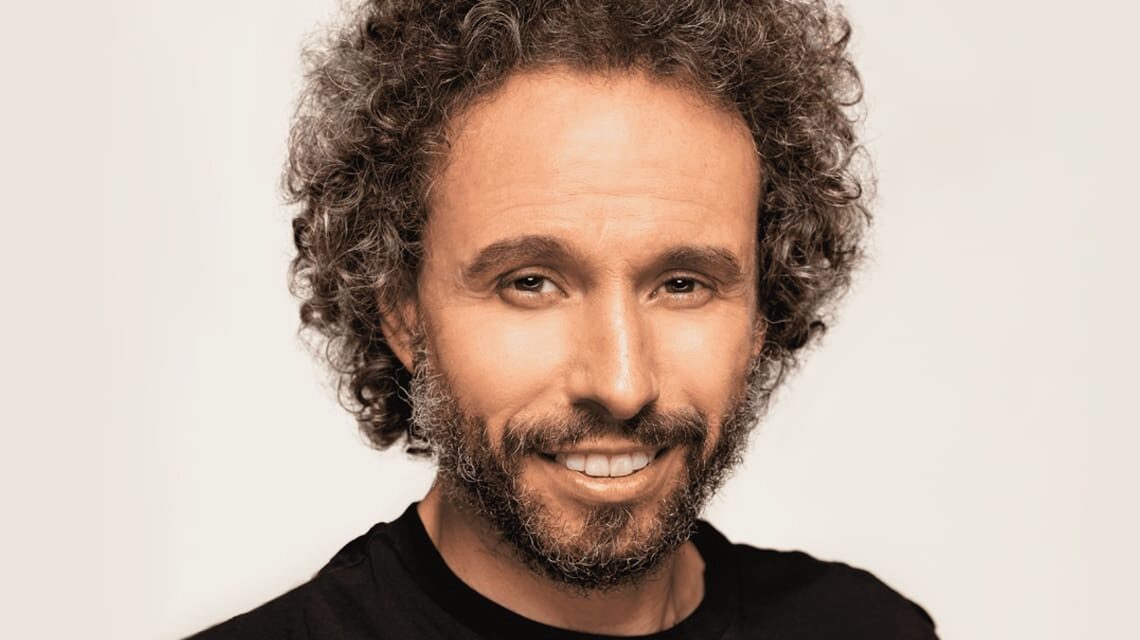 Manu Badenes regresa con su manual de supervivencia generacional
