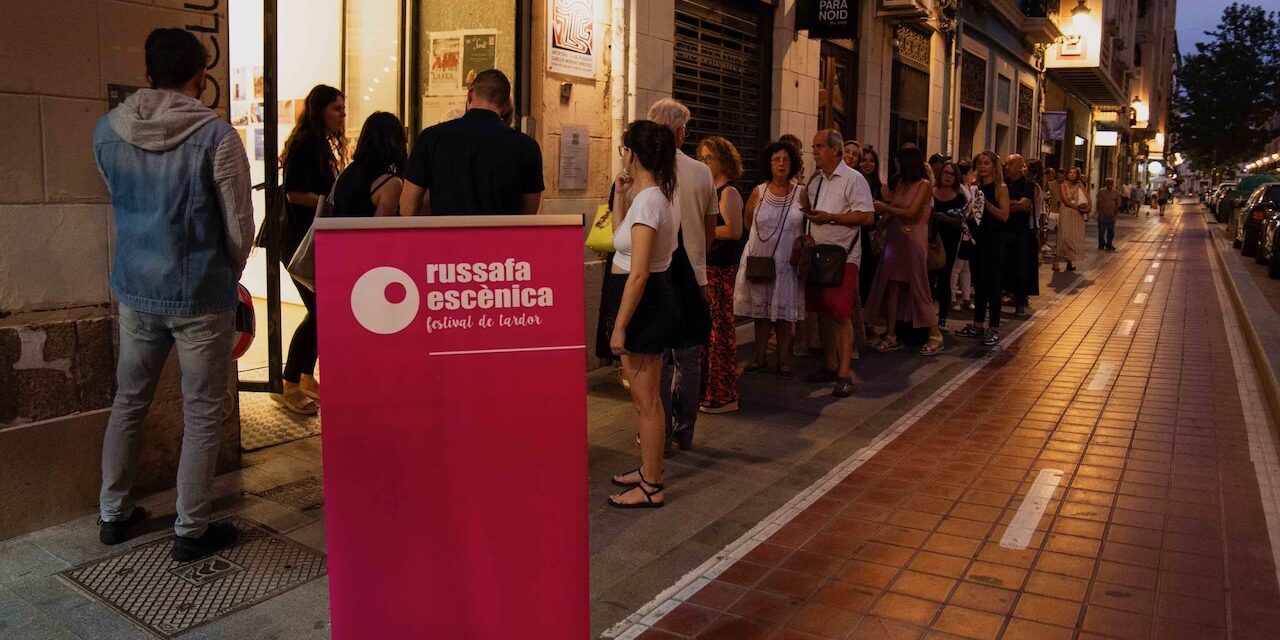 ‘No-Diva’ conquista Russafa Escènica