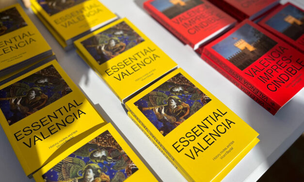 ‘València Imprescindible’, una guía para disfrutar y amar la ciudad