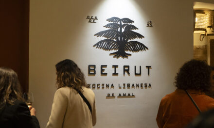 ‘Beirut’ celebra los 30 años de cocina libanesa en Valencia