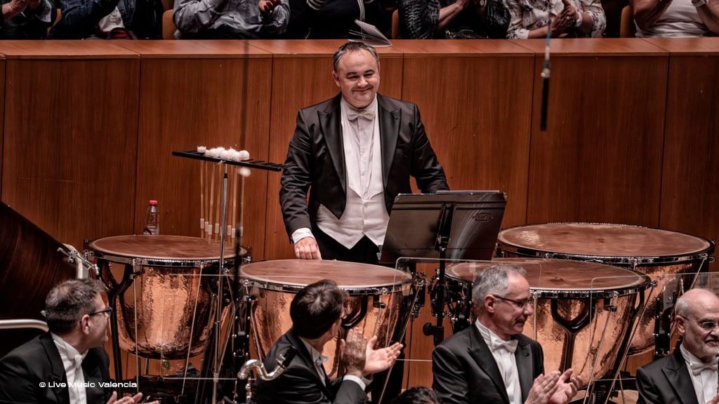 La Orquesta de València estrena ‘Storm of Strikes’ de Óscar Navarro