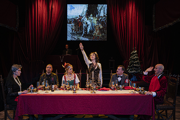‘La gran cena’ se despide de Sala Russafa tras siete semanas de éxito