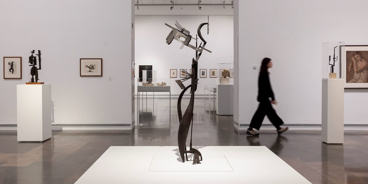 IVAM celebra a Julio González con creatividad y narrativas contemporáneas