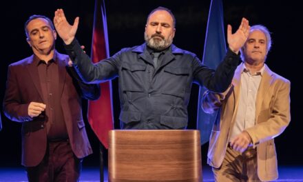 Humor político y danza sensorial para cerrar febrero en Sala L’Horta