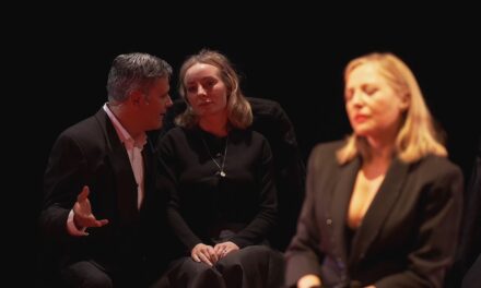 Amor y poder en duelo sobre el escenario