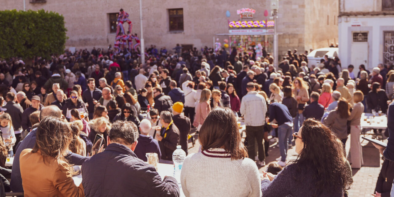 La IX Festa de la Carxofa d’Alaquàs reúne a más de 4.000 asistentes