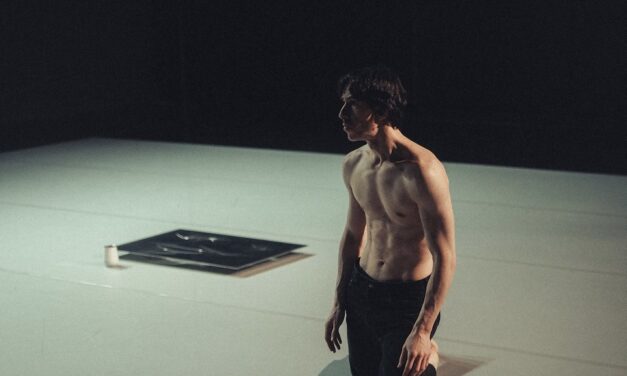 Vociferio toma Carme Teatre con estrenos y poesía expandida