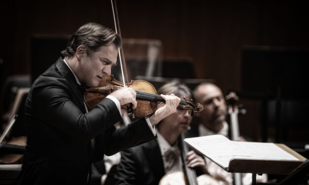 El Palau de la Música celebra su 39 aniversario con el violinista Renaud Capuçon