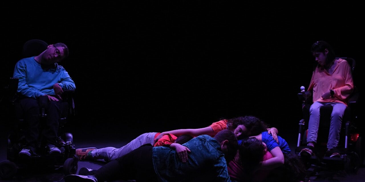 La Màquina Oberta, escena inclusiva en mayo