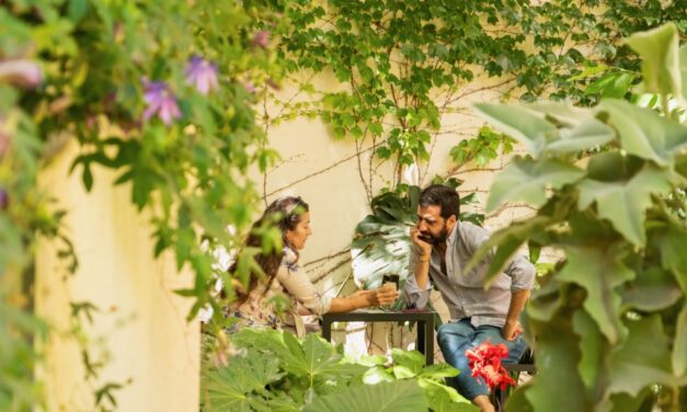 Bombas Gens abre al público su jardín modernista durante las tardes de verano
