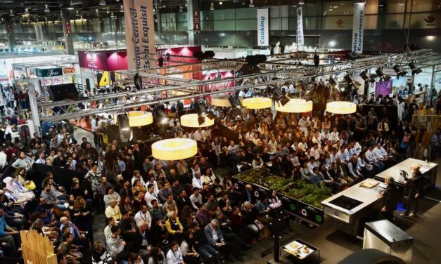 Gastrónoma reivindica a quienes cuentan la gastronomía desde dentro